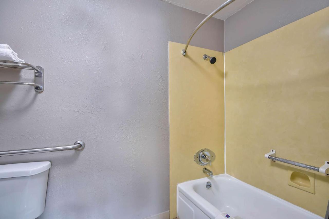 Motel 6 Bossier City, La Ngoại thất bức ảnh